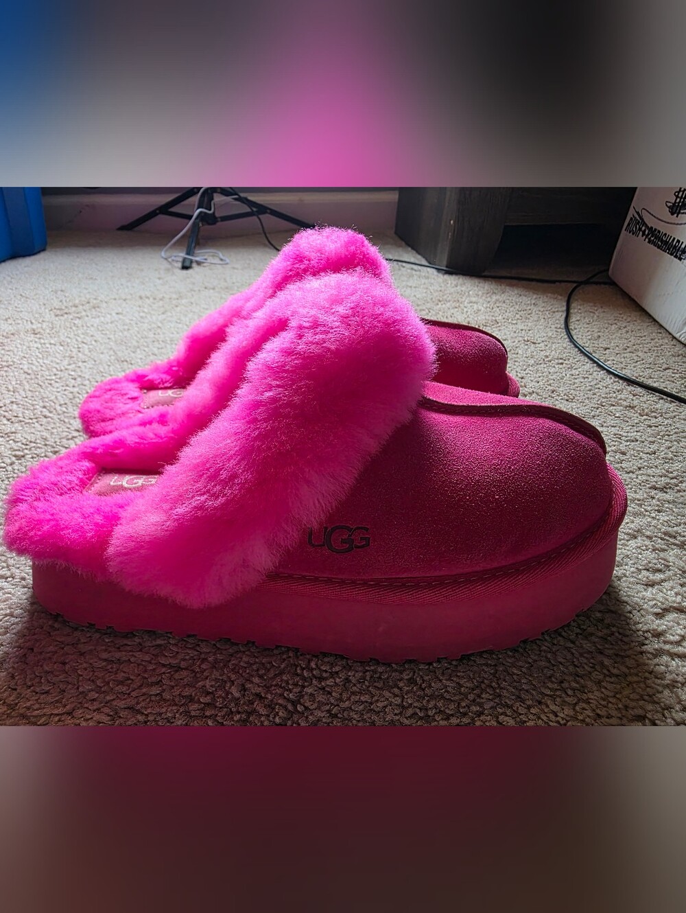 UGG Disquette Women's Pink Platform Slippers 7